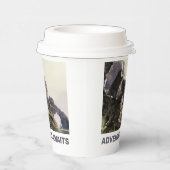 冒険が待っている。ファンタジーの風景 紙コップ (右)