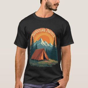 冒険が待つ – 野生へ Tシャツ