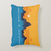 冒険が日没を探索して出かけようとしている アクセントクッション (正面(垂直))