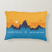 冒険が日没を探索して出かけようとしている アクセントクッション (裏面)