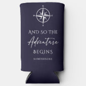 冒険が濃い青で始まるパーソナライズされた スリム缶クーラー (正面)