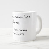 冒険の始まりを祝う ブライダルシャワーに名前を追加 ジャンボコーヒーマグカップ (正面右)
