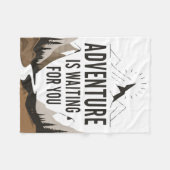 冒険はハイキング恋人のギフトアウトドア待ち フリースブランケット (正面(横))