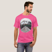冒険を見つ素晴らしける Tシャツ (正面フル)