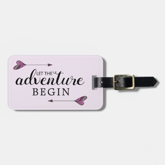 冒険を開始する矢印ハート紫 ラゲッジタグ (正面横)