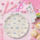 冒険交通少年の赤ちゃんシャワー ペーパープレート (パーティー)