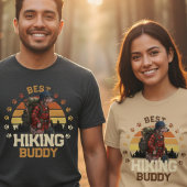 冒険好きなアメリカンヘアレス・テリアのハイカー Tシャツ