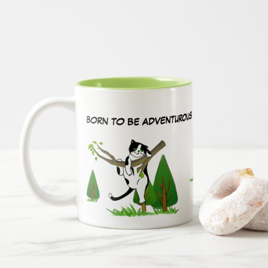 冒険好き生まれな猫の木が色を変える ツートーンマグカップ (ドーナツ)