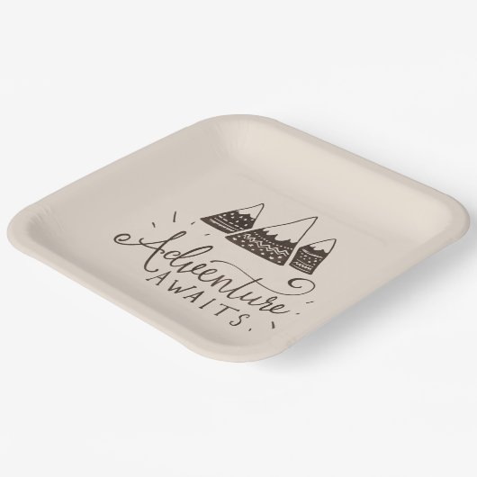 冒険素朴をテーマにした赤ちゃんシャワー ペーパープレート (傾斜あり)