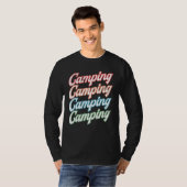 冒険者のためのキャンプ場キャンパー Tシャツ (正面フル)