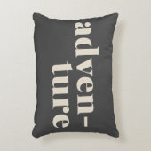 冒険 |トラベシンプルル感動的引用文グレー アクセントクッション (正面(垂直))