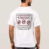 冗談は喜びません Tシャツ (裏面)