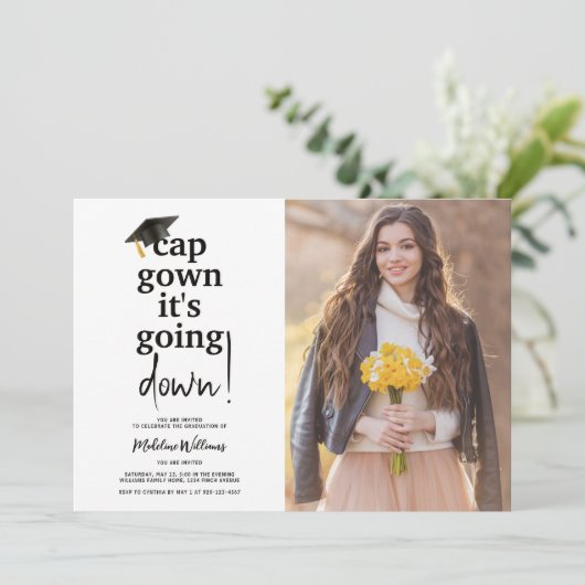 写真おもしろいキャップガウン卒業式に行く 招待状 (スタンド正面)
