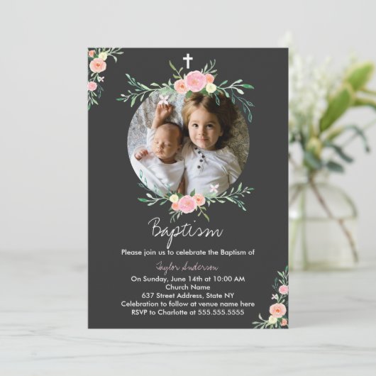 写真かわいらしフローラリースバプテスマ招待状 招待状 (スタンド正面)