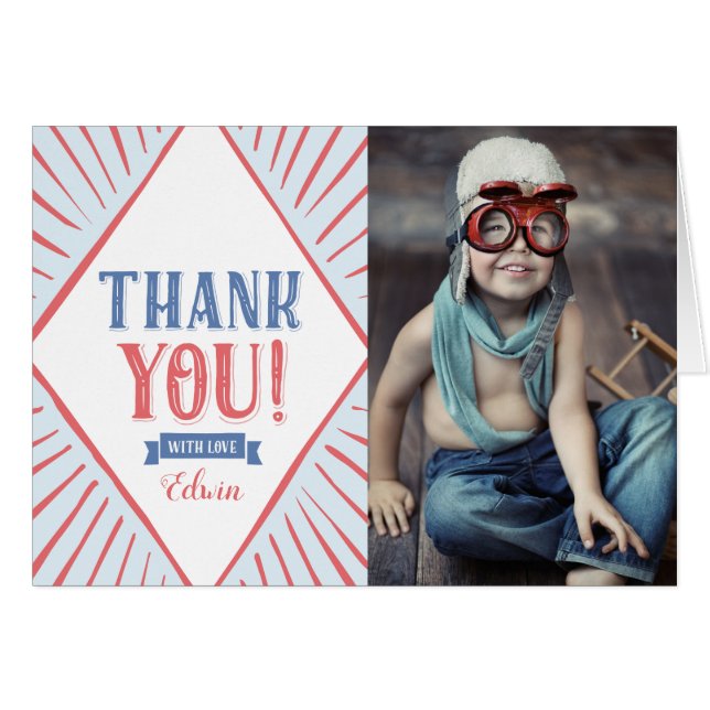 写真が感謝していしているカーニバルの子供は折りました (正面横)