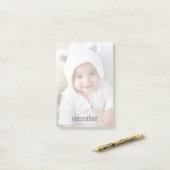 写真が自動的に背景で明るくなる ポストイット (デスク上)