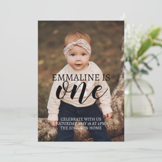 写真でお知らせする1歳の誕生日お知らせデータのダウンロード 招待状 (スタンド正面)