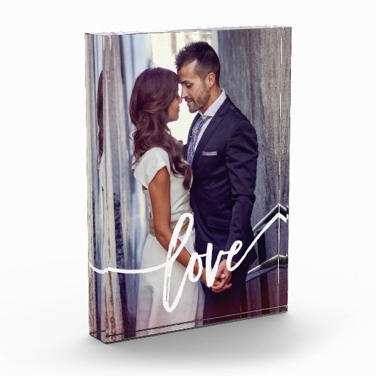 写真とのシンプルでモダンな愛|タイポグラフィ フォトブロック (左)