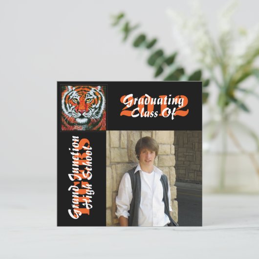 写真とのトラの卒業の発表 招待状 (スタンド正面)