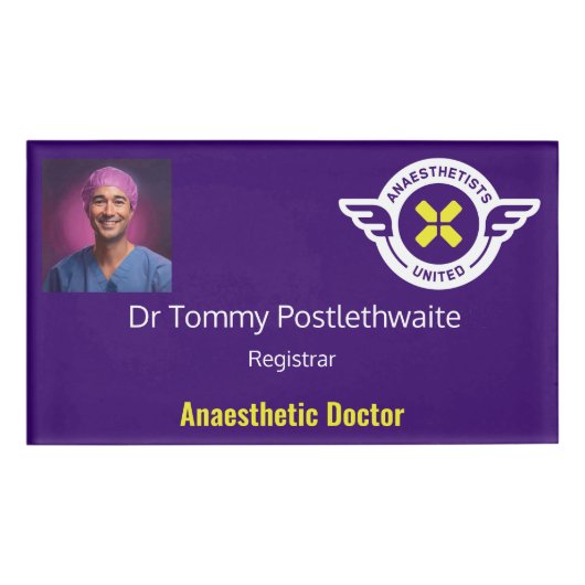 写真とカスタマイズ可能なIDバッジ 名札 (正面)