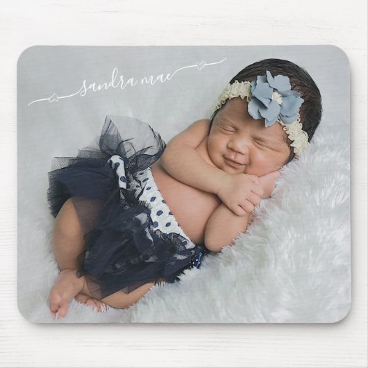 写真とカスタムベビー名のテンプレートを個人用に設定 マウスパッド (正面)