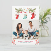 写真とクリスマスストッキングの家族の名前 シーズンカード (スタンド正面)