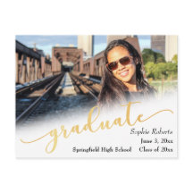 写真とゴールド箔を使用したフェイク卒業発表