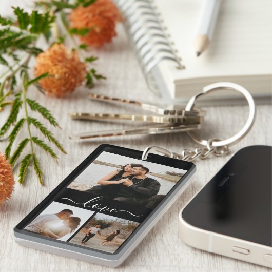 写真とパーソナライズされた文字の写真コラージュ キーホルダー (正面右)