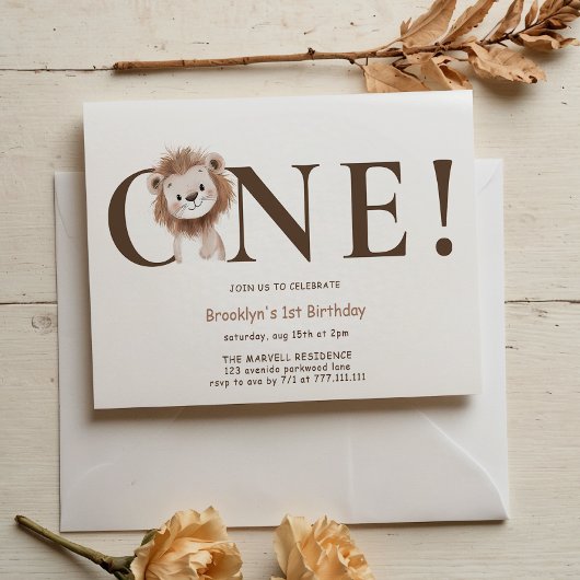 写真と一緒にテーマを設定したサファリライオンの誕生日 招待状