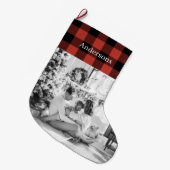 写真と名前の赤いバッファローのプレイド | ラージクリスマスストッキング (正面 (吊り時))