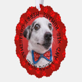 写真と名前を追加おもしろいChristmas Dog Pawprints Red オーナメントカード (左)