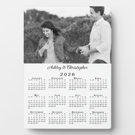 写真と名前パーソナライズされた2026カレンダー フォトプラーク (正面)