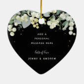 写真なしのカスタム スノーベリー クリスマス ハート型 セラミックオーナメント (裏面)