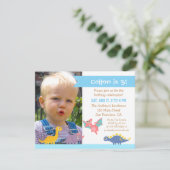 写真に描かれカラフルる恐竜の誕生会 招待状 (スタンド正面)