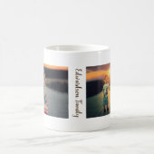 写真のコラージュファミモダンリのマグを作成する コーヒーマグカップ (中央)