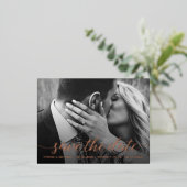 写真のバラを結婚保存モダンする 箔招待状ポストカード (立ち正面)