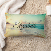 写真のビーチアットサンライズ ランバークッション (ブランケット)