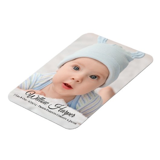 写真のベビーの生誕通知のパーソナライズ マグネット (左側)