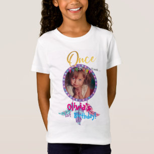 写真のボヘミアのおとぎ話の誕生会の女の子 Tシャツ