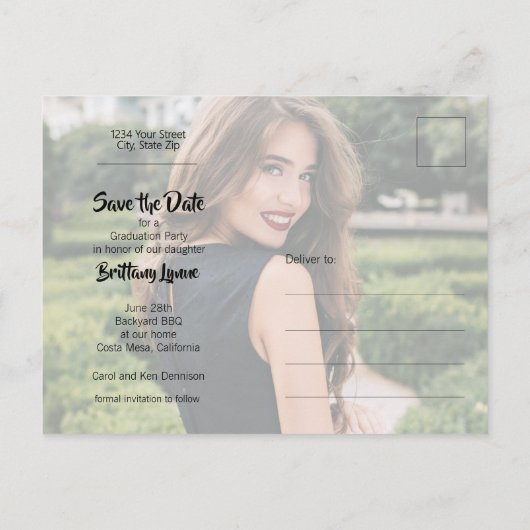 写真のモダン卒業式のスクリプト日付の保存 ポストカード (裏面)