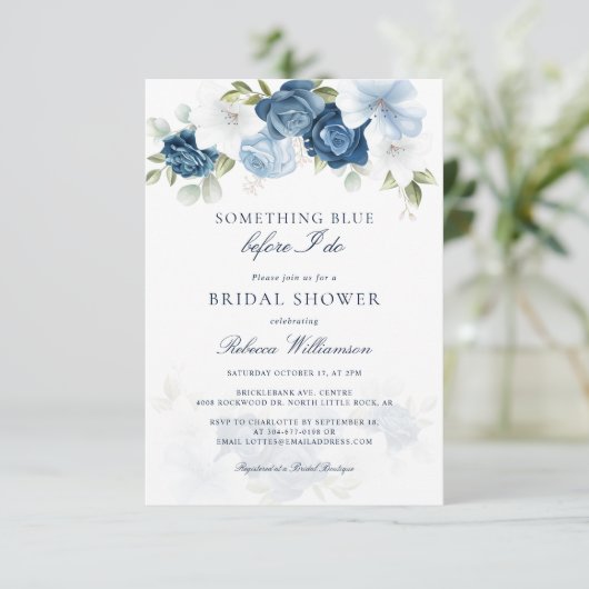 写真の前に何か青いフローラブライダルシャワー 招待状 (スタンド正面)