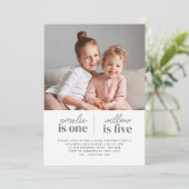 写真の女の子たち共同誕生日招待状 - スクリプト 招待状 (スタンド正面)