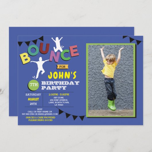 写真の誕生日のジャンプの跳ね上がりのパーティーのトランポリンの青 招待状 (正面/裏面)
