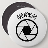 写真のOh Snap Camera Editionギフトクール 缶バッジ (正面&裏面)