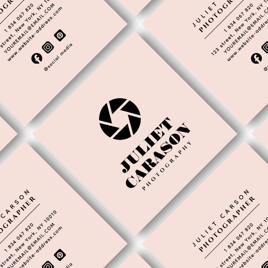 写真はっきりしたタイポグラフィ赤面ピンク スクエア名刺