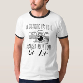 写真は人生のポーズボタン Tシャツ
