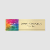 写真またはビジネスロゴをここにアップロードするテンプレート 名札 (正面)