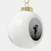 写真を使用して独自の初めてのクリスマスを作成する セラミックボールオーナメント (左)