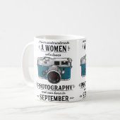写真を愛する女性を侮るなかれ コーヒーマグカップ (正面左)