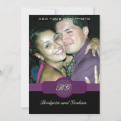 写真を持つ黒い紫色の結婚式招待状 招待状 (正面)